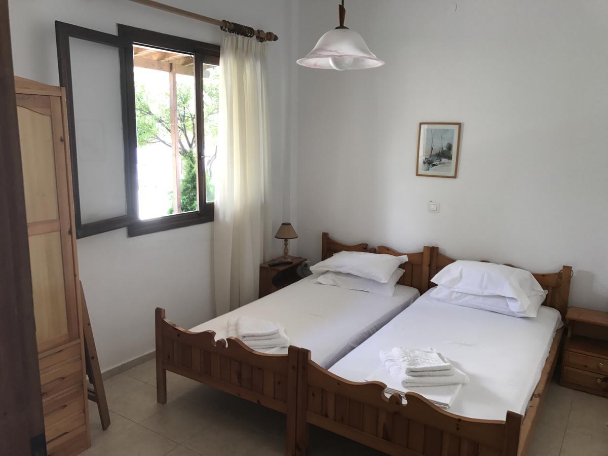 Akti Rooms And Studios Livadi  외부 사진